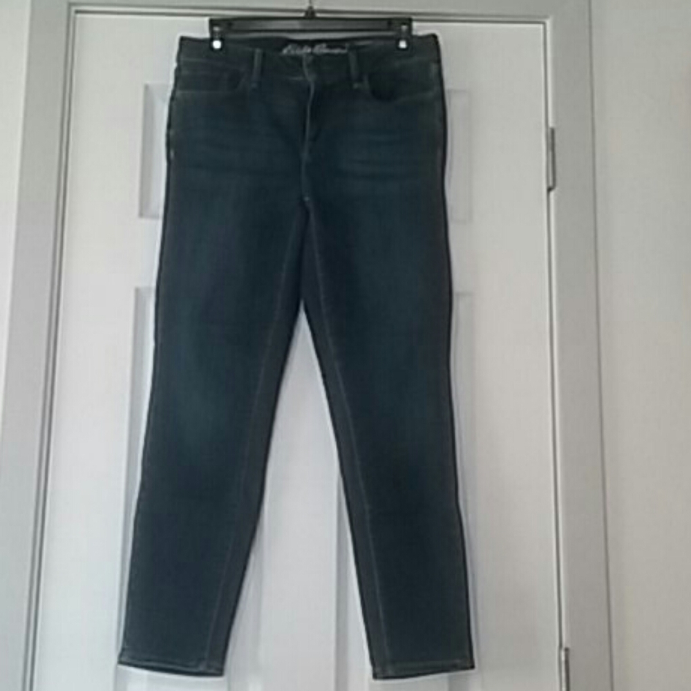 Eddie Bauer cropped skinny jeans